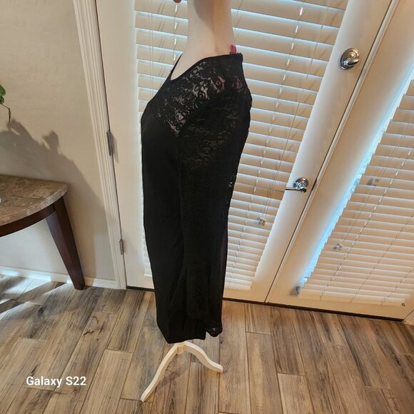 Vince Camuto Black Dress. NWT. Size 6 - Picture 6 of 12